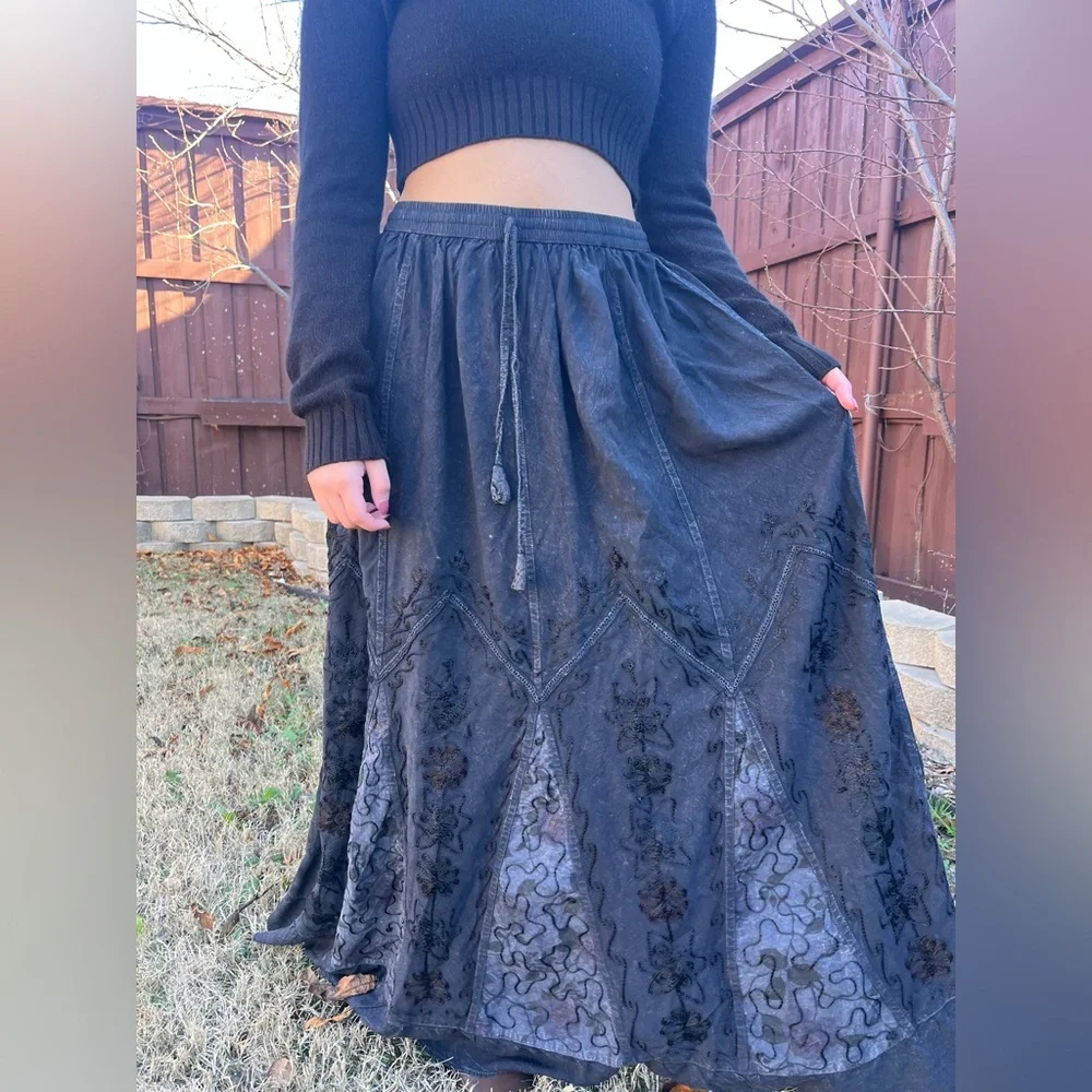 Chic Whimsy Goth Ash Black Embroidered Maxi Skirt - Picture 12 of 14